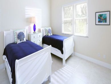 Cayman Islands Condo 945066