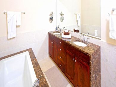 Cayman Islands Condo 945066
