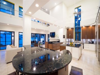 Cayman Islands Condo 945067
