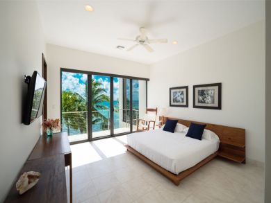 Cayman Islands Condo 945067