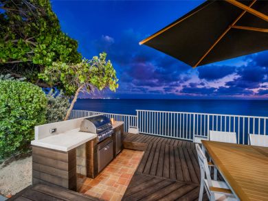 Cayman Islands Home 945070