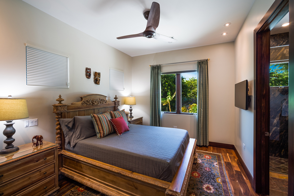 Cayman Islands Condo 945071