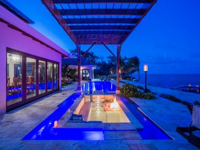 Cayman Islands Condo 945071