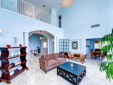 Cayman Islands Home 945072