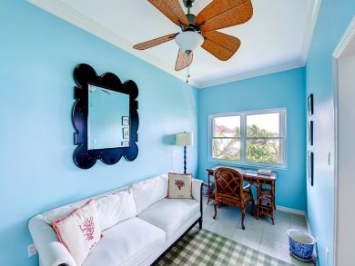 Cayman Islands Home 945072