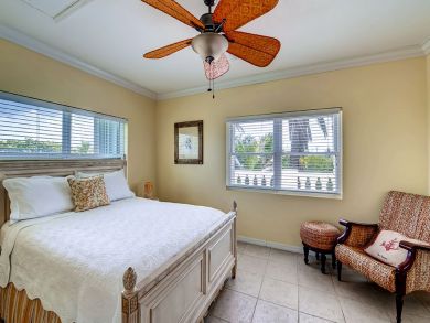 Cayman Islands Home 945072