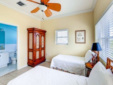 Cayman Islands Home 945072