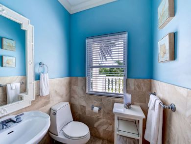 Cayman Islands Home 945072