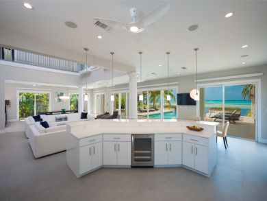 Cayman Islands Home 945074