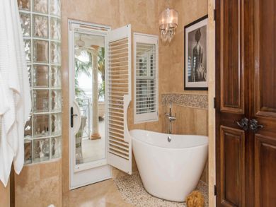 Cayman Islands Home 945075