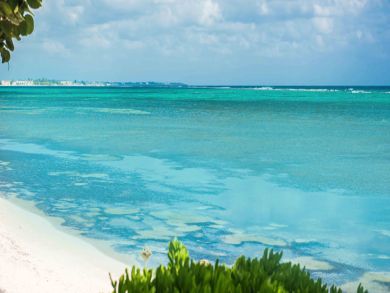Cayman Islands Home 945075