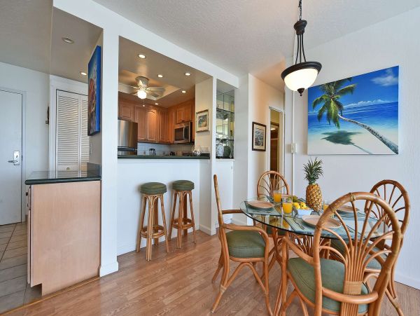 Kahana Oceanfront Two Bedroom Vacation Condo Sleeps 6 Guests
