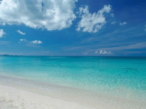 Stunning Cayman Island Luxury Vacation Rental Ocean Views