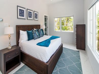 Cayman Islands Condo 945083