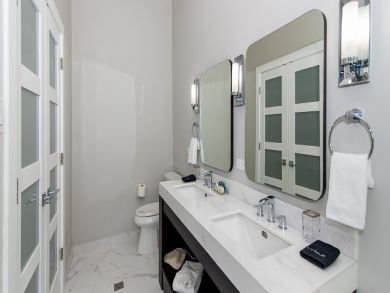 Cayman Islands Condo 945083