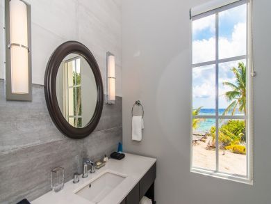 Cayman Islands Condo 945083