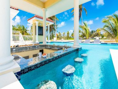 Cayman Islands Condo 945083