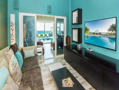 Cayman Islands Home 945085