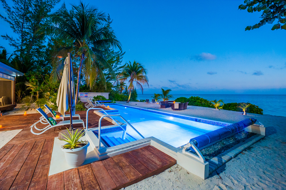 Cayman Islands Home 945086