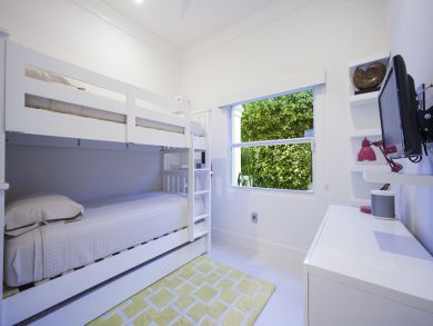 Cayman Islands Home 945086