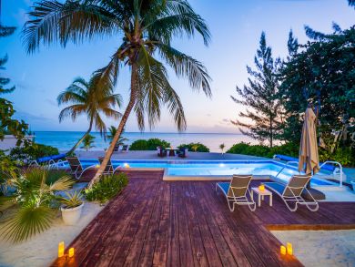 Cayman Islands Home 945086