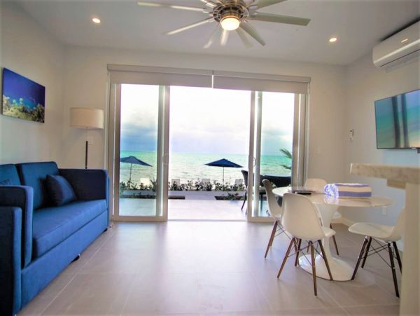 Turks and Caicos Vacation Pool Home Sleeps 4 Guests