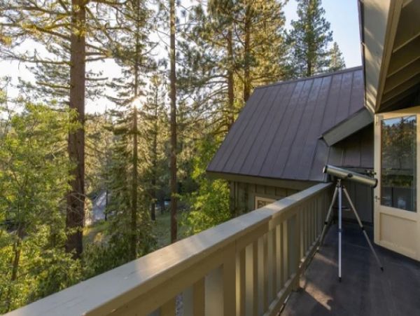 Lake Tahoe Six Bedroom Vacation Rental Home with Pool