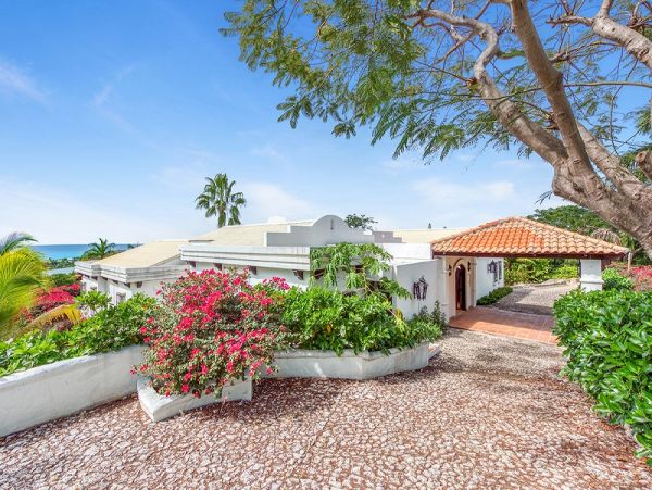 Elegant Spanish-Caribbean Villa Private Pool & Great Views