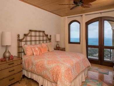 St. John Home 945329