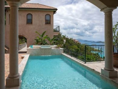 St. John Home 945329