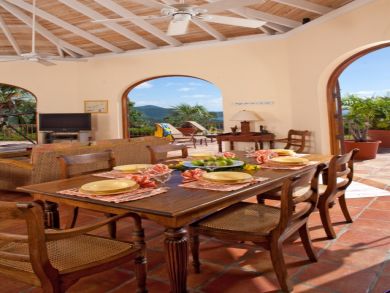 St. John Home 945332