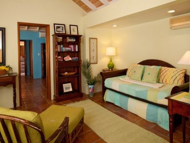 St. John Home 945332