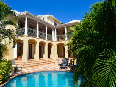 St. John Home 945333