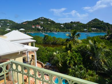 St. John Home 945333
