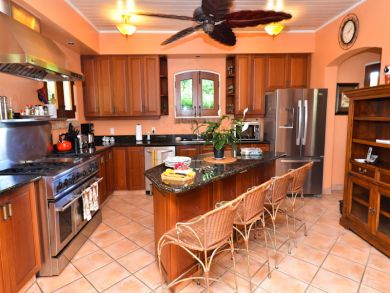 St. John Home 945333