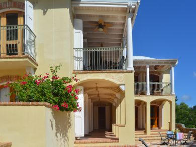 St. John Home 945333