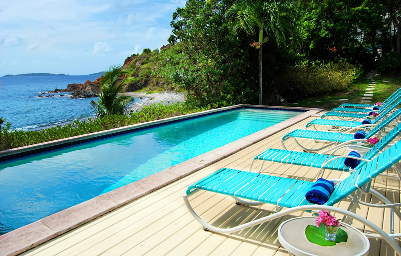 St. John Home 945336