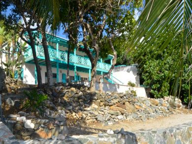St. John Home 945336