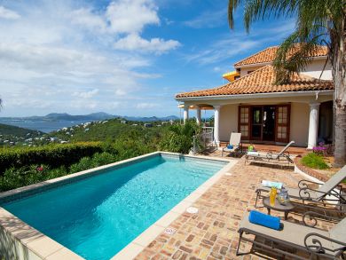 St. John Home 945342