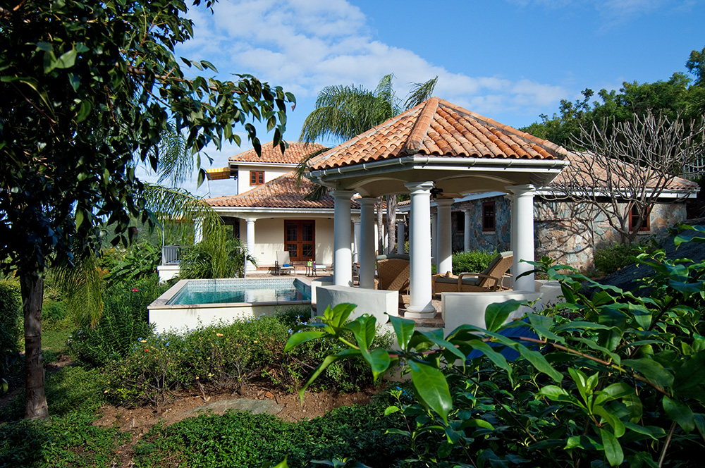 St. John Home 945342