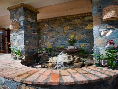 St. John Home 945344