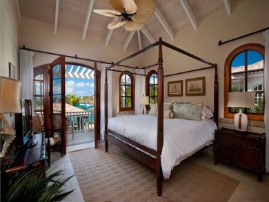 St. John Home 945344
