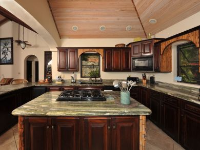 St. John Home 945345