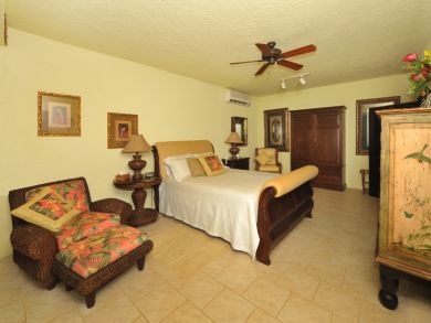 St. John Home 945345