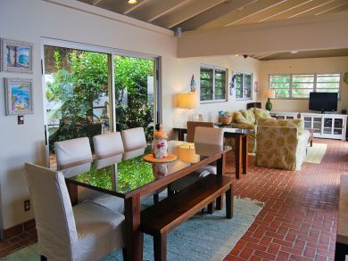St. John Home 945346