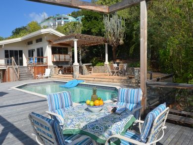 St. John Home 945346