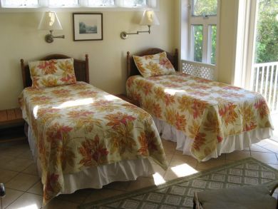 St. John Home 945351