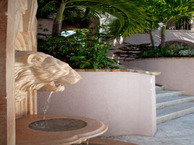 St. John Home 945352