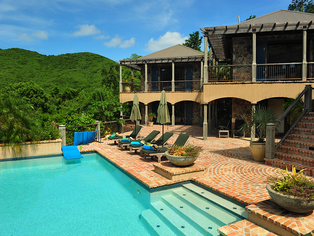 St. John Home 945361