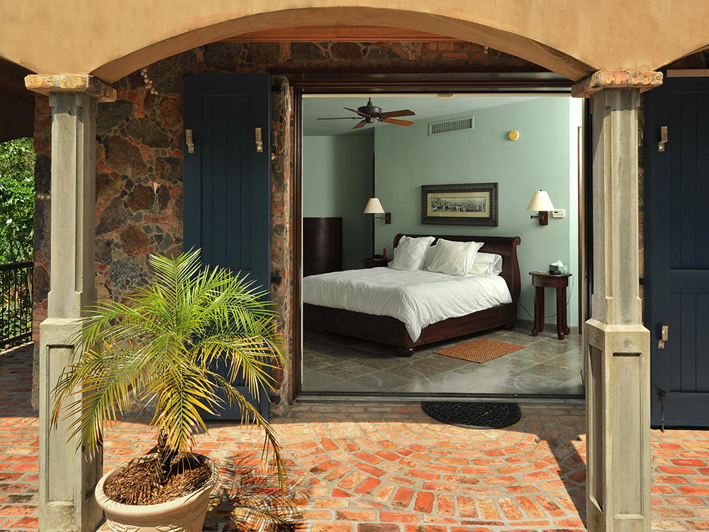 St. John Home 945361